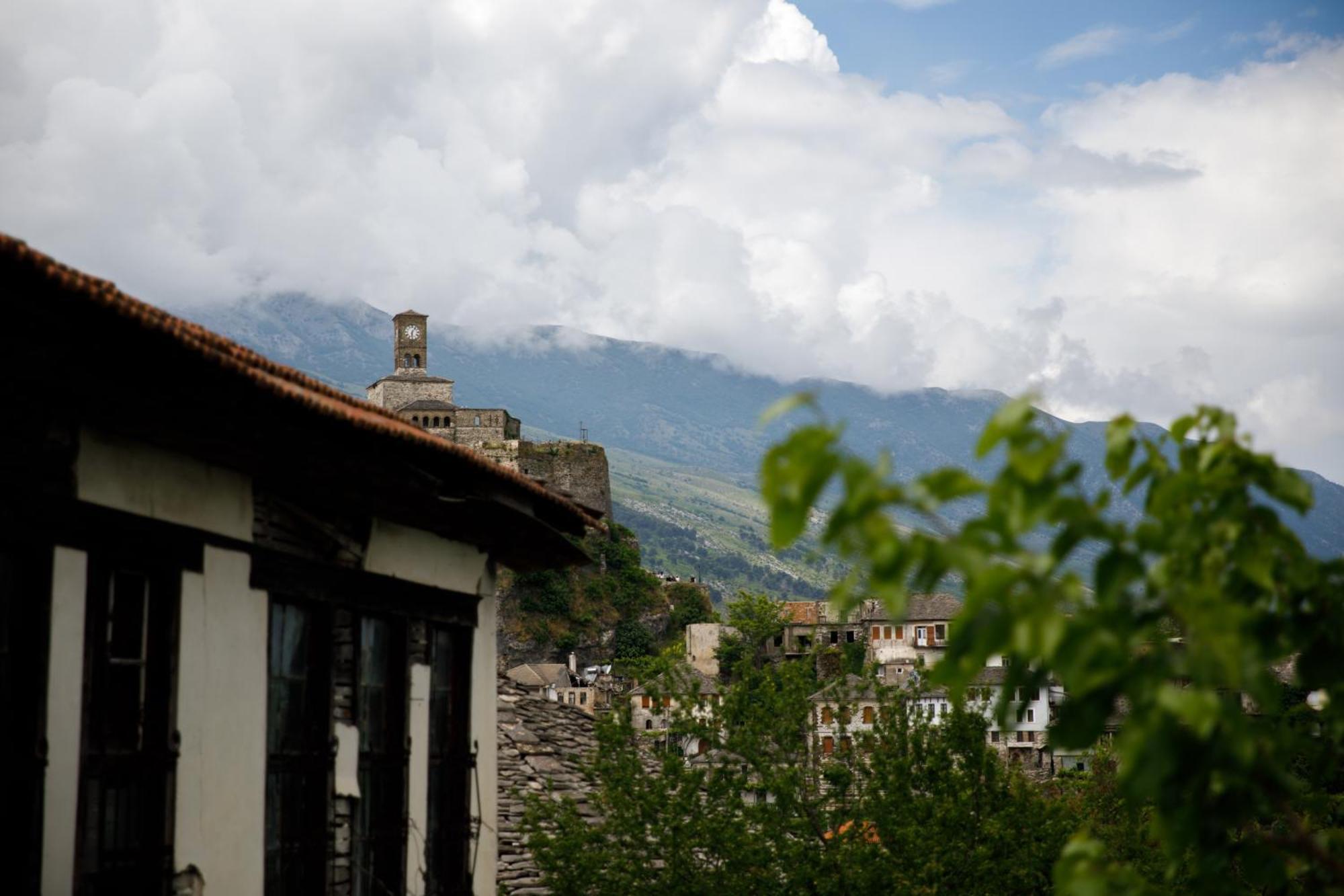 Guva Guest House Gjirokaster Exterior photo