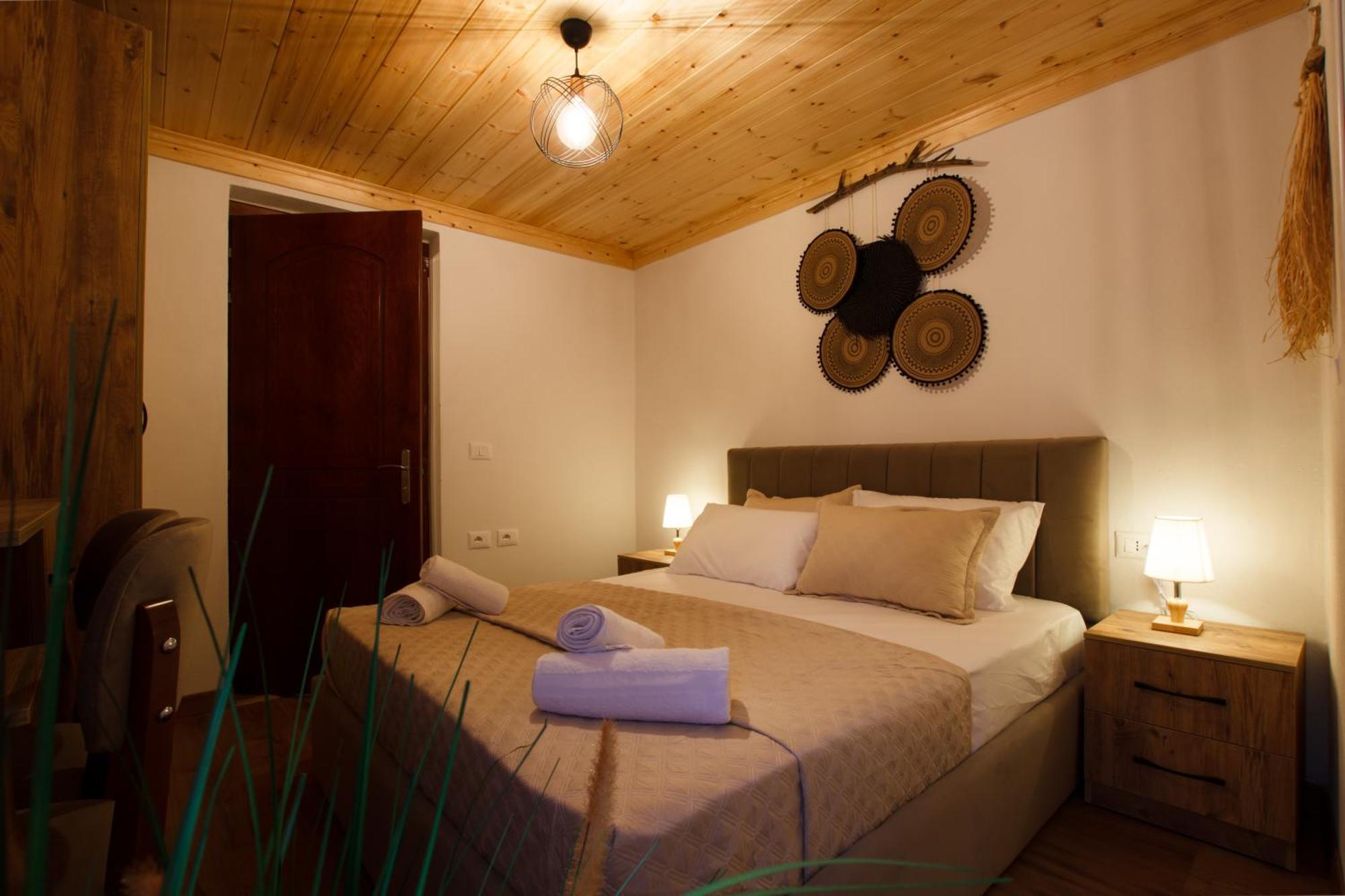Guva Guest House Gjirokaster Exterior photo